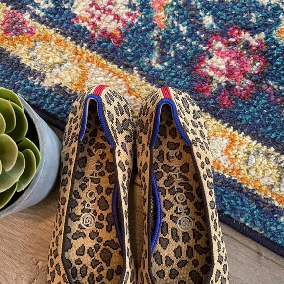 Rothys spotted leopard print round toe size 7 flat woman’s shoes - Picture 4 of 16